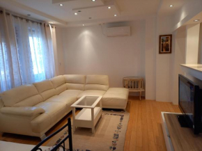 Matisse Apartment Airport